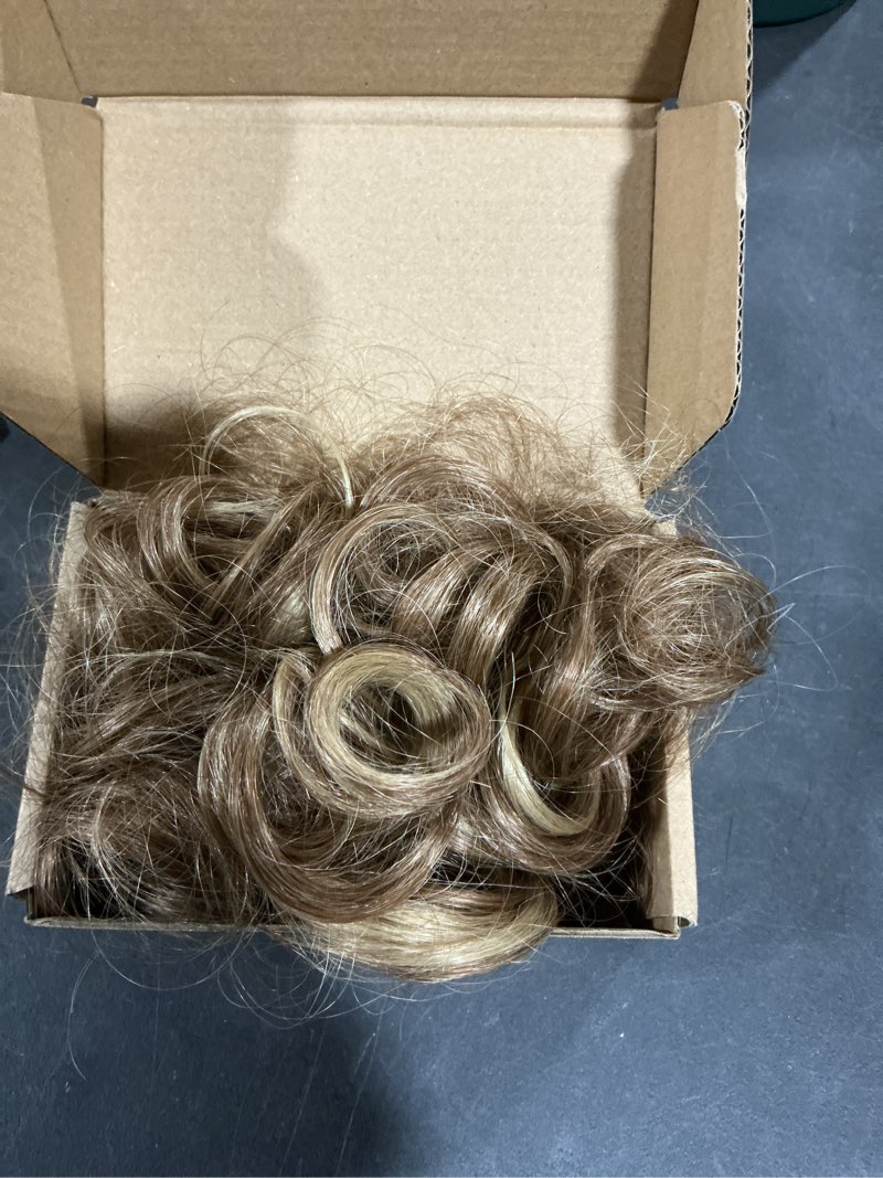 Condition photo showing Good Condition for REECHO Ponytail Extension, 9" Claw Clip in Short Curly Wavy Pony Hair Extension Jaw Clip on Pony Tail HP001 Hairpiece for Women - Dark Ash Blonde with Golden Ends