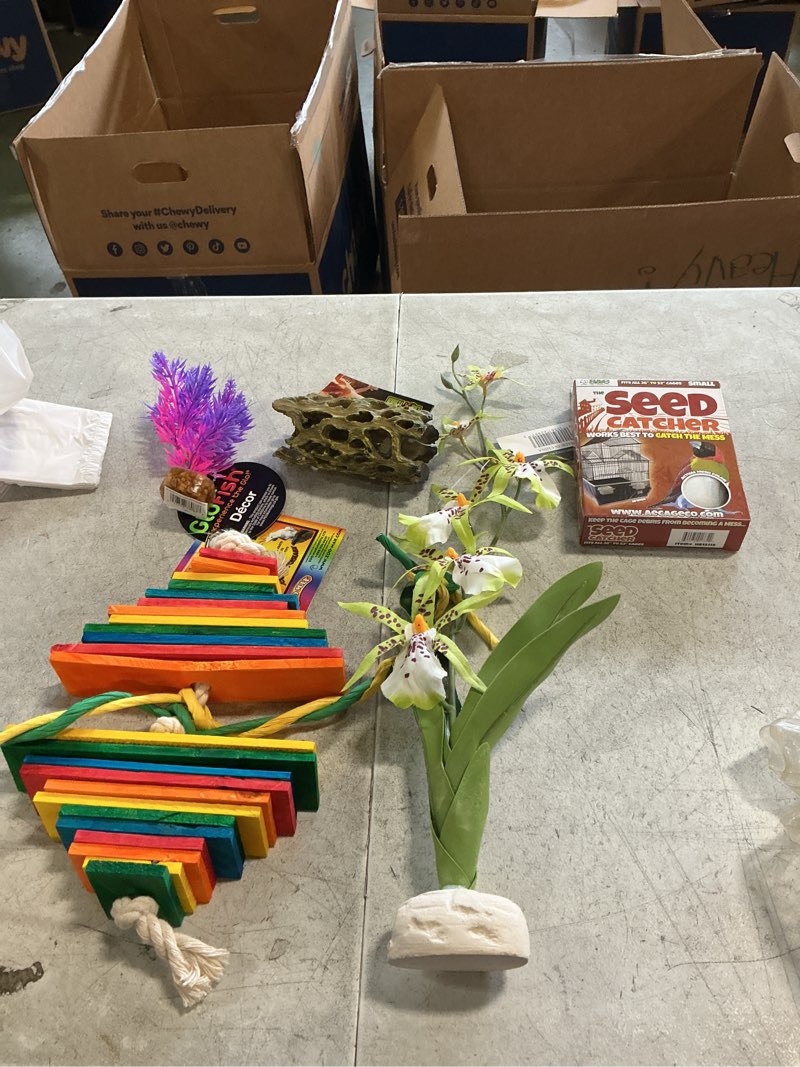 Condition photo showing New/Like New for Assortment of small pet items,miscellaneous small,variety of items,multiple pieces,5 pieces total
