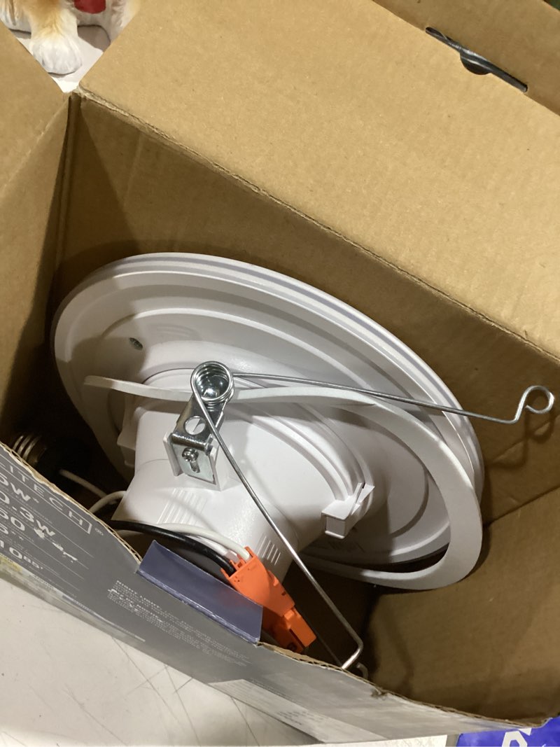 Condition photo showing As Is for utilitech white 5-in or 6-in 850 -lumens warm white round dimmable led damp rated recessed downlight