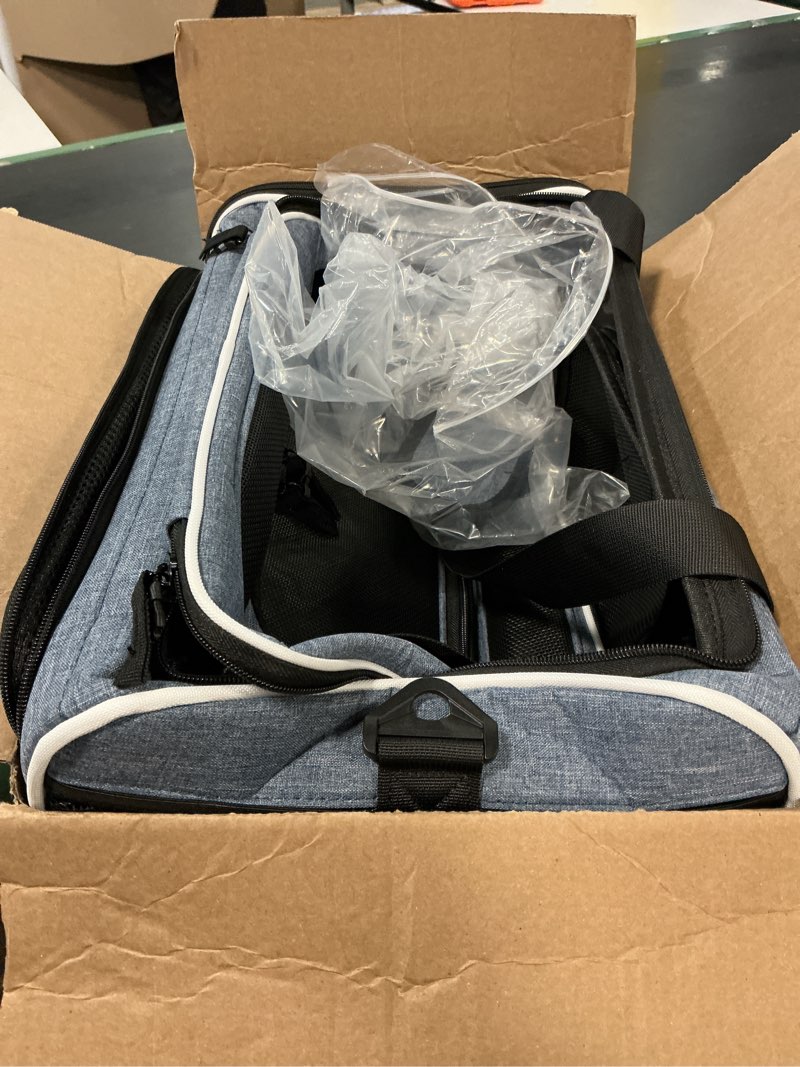 Condition photo showing Good Condition for petskd top and side expandable pet carrier 18x11x11 inches delta united airline approved, soft-sided carrier for small cats and dogs with locking safety zippers and anti-scratch mesh(blue) 18.0"l x 11.0"w x 11"h blue