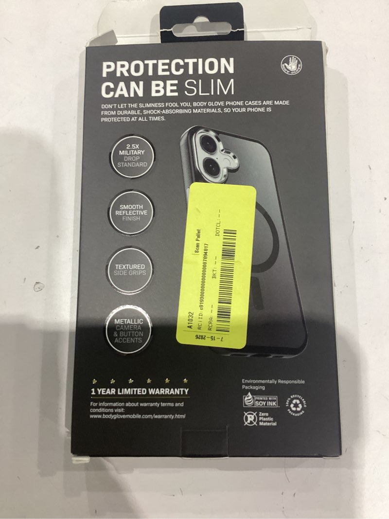Condition photo showing Good Condition for body glove magsafe compatible reflector phone case for iphone 17 - metallic black