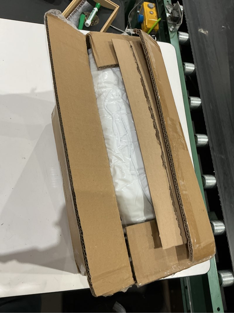 Condition photo showing New/Like New for cohome king size cooling comforter, all-season quilted down alternative duvet insert, luxury hotel breathable gentlesoft comforter with anti-clump tech & 8 tab - reversible - white 92 x 102 inches king white