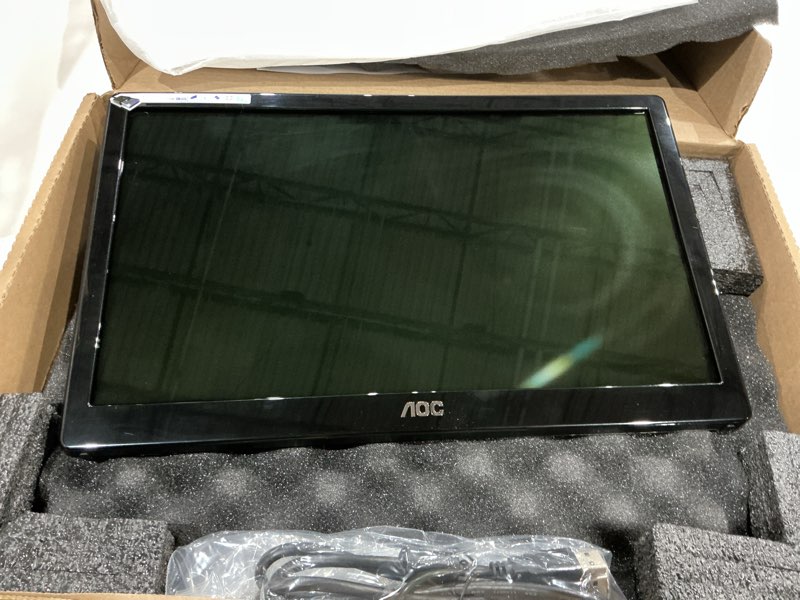 Condition photo showing Good Condition for aoc e1659fwu 16-inch ultra slim 1366x768 res 200 cd/m2 brightness usb 3.0-powered portable led monitor (renewed)