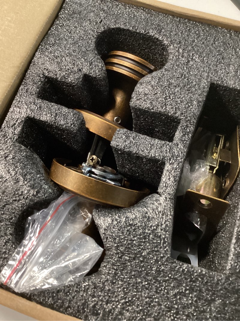 Condition photo showing Good Condition for 1 pack antique brass bronze door knob interior privacy door knobs with lock door handle bedroom and bathroom zinc alloy privacy antique brass 1