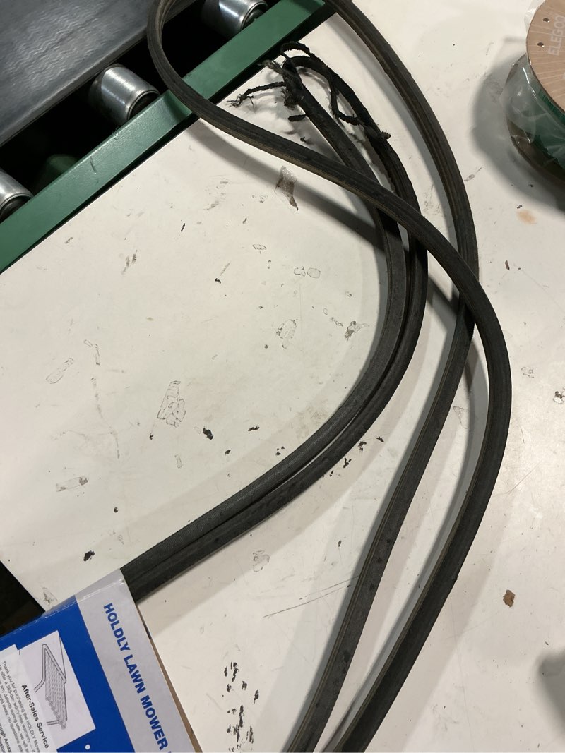 Condition photo showing As Is for holdly 754-0642 deck belt 5/8 x 138'', mower belt for cub cadet troy-bilt 954-0642 mtd 754-0642 954-0642 toro 112-0933 riding mower