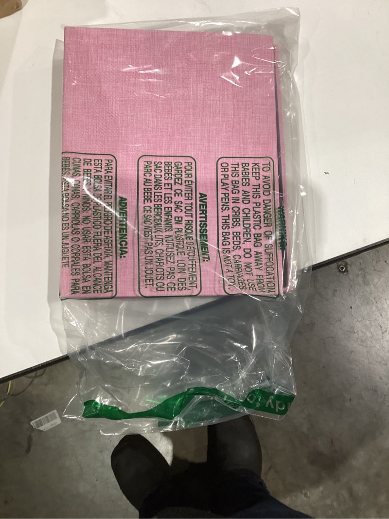 Condition photo showing New/Like New for Popotop Photo Album 4x6 200 Pockets for Wedding Gifts,Linen Hardcover Picture Albums for Family Anniversary Baby Vacation Pictures 200 Pockets Pink