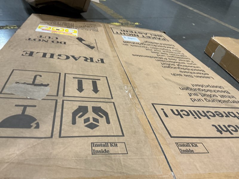 Condition photo showing Good Condition for magnetic dry erase board