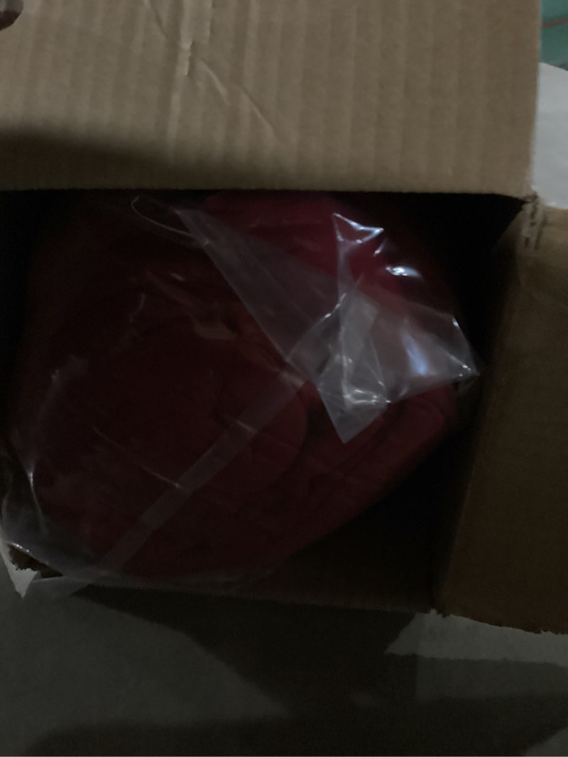 Condition photo showing New/Like New for downluxe Queen Comforter Set - Red and Black Queen Comforter - Soft Bedding Sets for All Seasons - 3 Pieces - 1 Comforter (88"x92") and 2 Pillow Shams (20"x26") Black/Red Queen