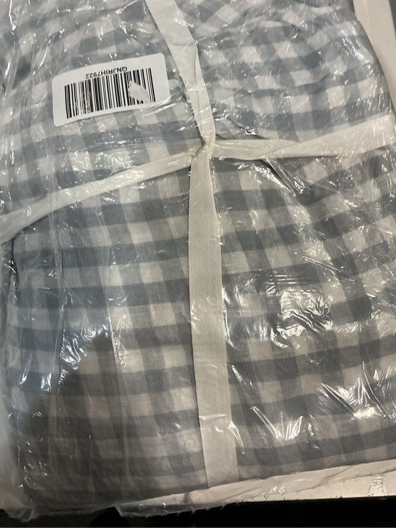 Condition photo showing New/Like New for european linen fitted sheet cover queen