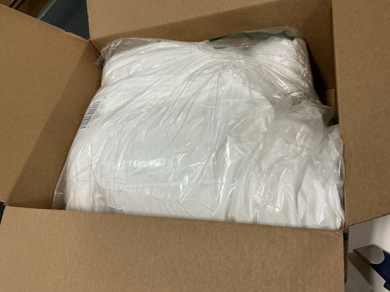 Condition photo showing Good Condition for MIULEE Throw Pillow Insert Premium Pillow Stuffer Sham Square for Decorative Cushion Bed Couch Sofa 28x28 Inch 1 28x28 Inch