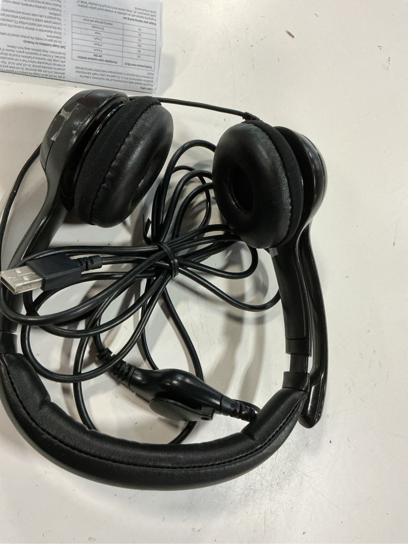 Condition photo showing Good Condition for logitech h390 wired headset for pc/laptop, stereo headphones with noise cancelling microphone, usb-a, in-line controls, works with chromebook - black usb-a black 1 pack
