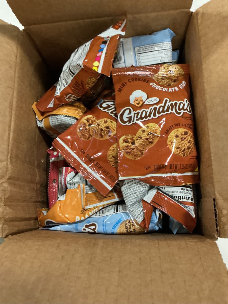 Condition photo showing Good Condition for Best by 30/dec/2026 Grandma's Cookies Variety Pack 30 Count