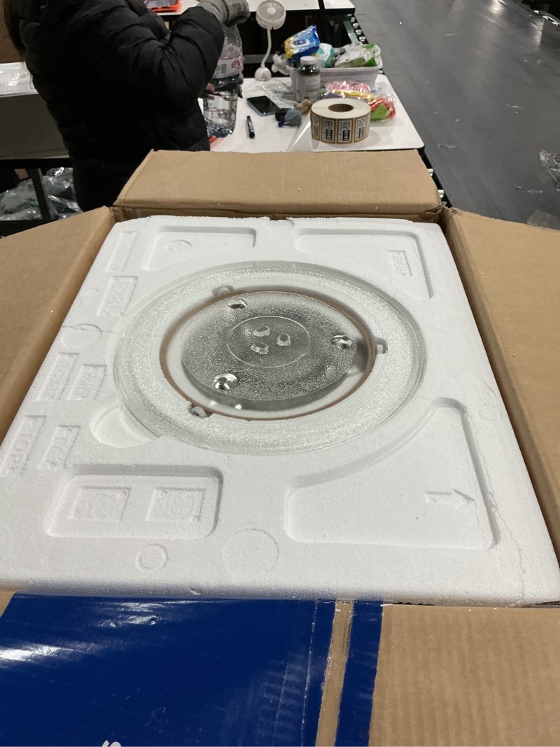 Condition photo showing Good Condition for ge countertop microwave oven, compact 1.1 cubic ft., 950-watt capacity, 6 auto cooking settings, child-lock technology, kitchen essentials for the countertop, dorm room or apartment, stainless steel