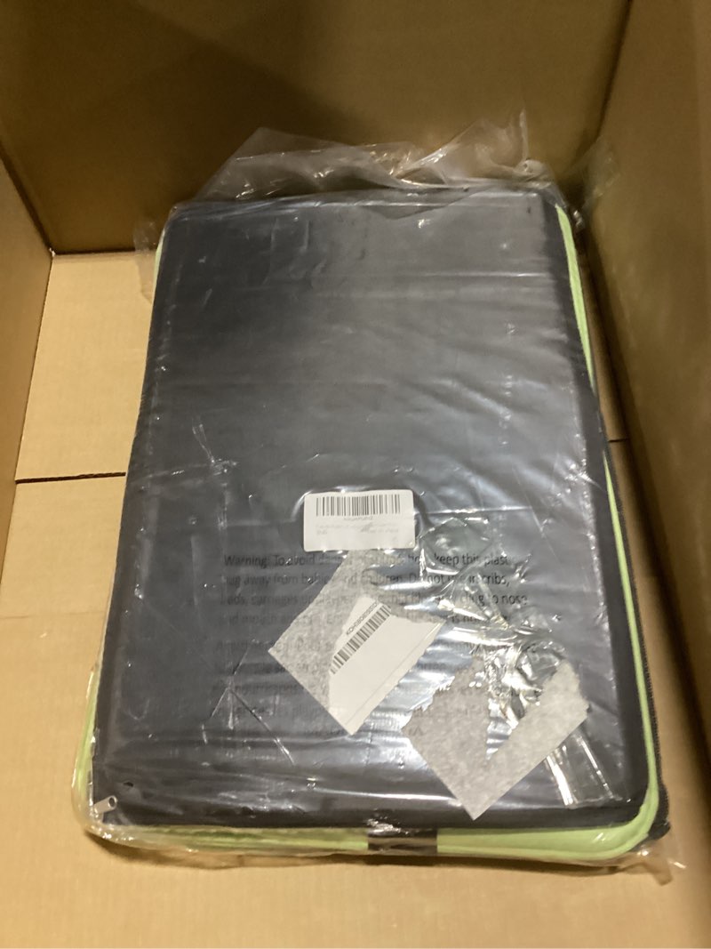 Condition photo showing Good Condition for Henkelion Large Cat Carriers Dog Carrier Pet Carrier for Large Cats Dogs Puppies up to 25Lbs, Big Dog Carrier Soft Sided, Collapsible Travel Puppy Carrier - Large - Green 20.0"L x 13.0"W x 13.0"H Green