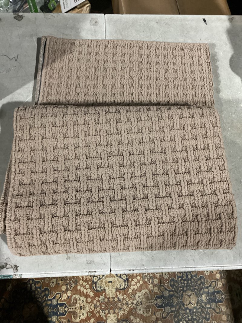 Condition photo showing Good Condition for EARTHALL Woven Area Rugs 5x7 Ft Washable Living Room Rugs Non Slip Rubber Backed Dining Room Rug Braided Bedroom Rugs Indoor Floor Carpet for Living Room, Bedroom, Dining Room, Beige/Khaki 5' x 7' (Rectangular) Beige/Khaki