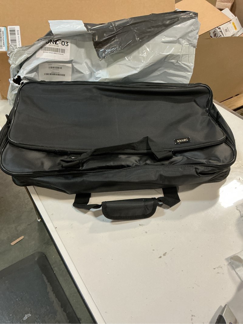 Condition photo showing Good Condition for 22" x 12.5" Aluminum Alloy Guitar Pedal Board with Power Supply Tray, Carry Bag & Mounting Tapes Included (Black, APB-22BK) 22" x 12.5" Black