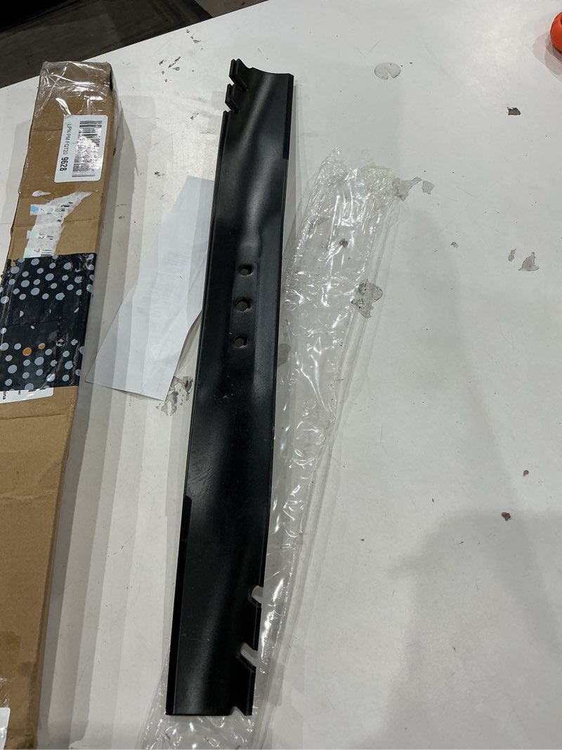 Condition photo showing Good Condition for toro 22" recycler mower replacement blade 59534p display pack contains 131-4547-03 (genuine).