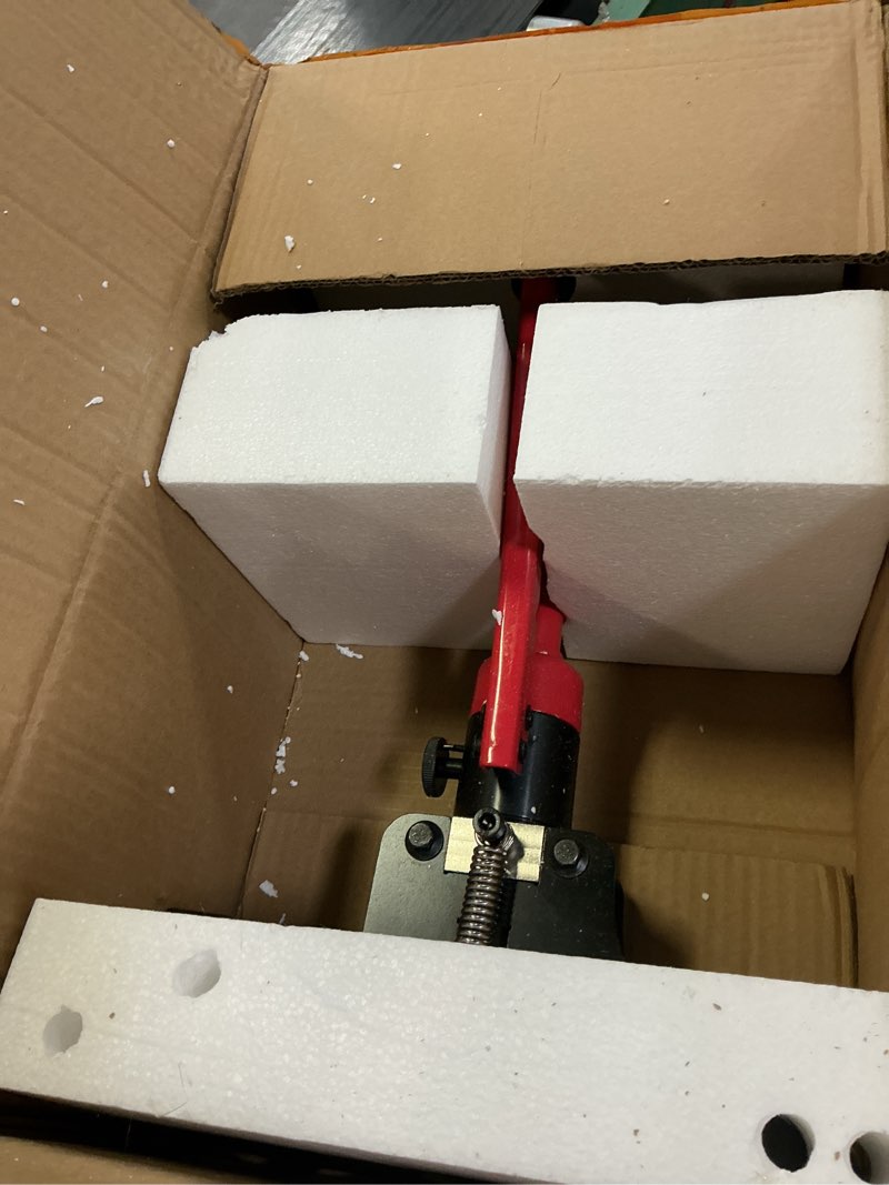 Condition photo showing Good Condition for ( DIFFERENT COLOR) Hydraulic Conduit Bender for 1/2\" & 3/4\" EMT - Compact Conduit Offset Bender Tool with Hydraulic Effortless Hand Press Power, 9/16\" Precision Offset for Electricians