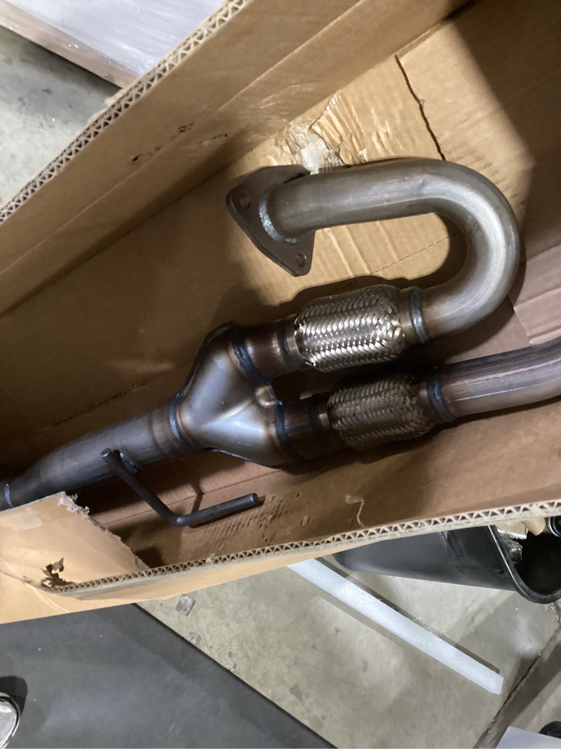 Condition photo showing As Is for Y-Pipe Catalytic Converter Compatible with 2003 2004 2005 2006 2007 Murano with Gasket Exhaust Flex Pipe 3.5L, Direct-fit(EPA Compliant) 03-07 Nissan Murano Rear Y 3.5L