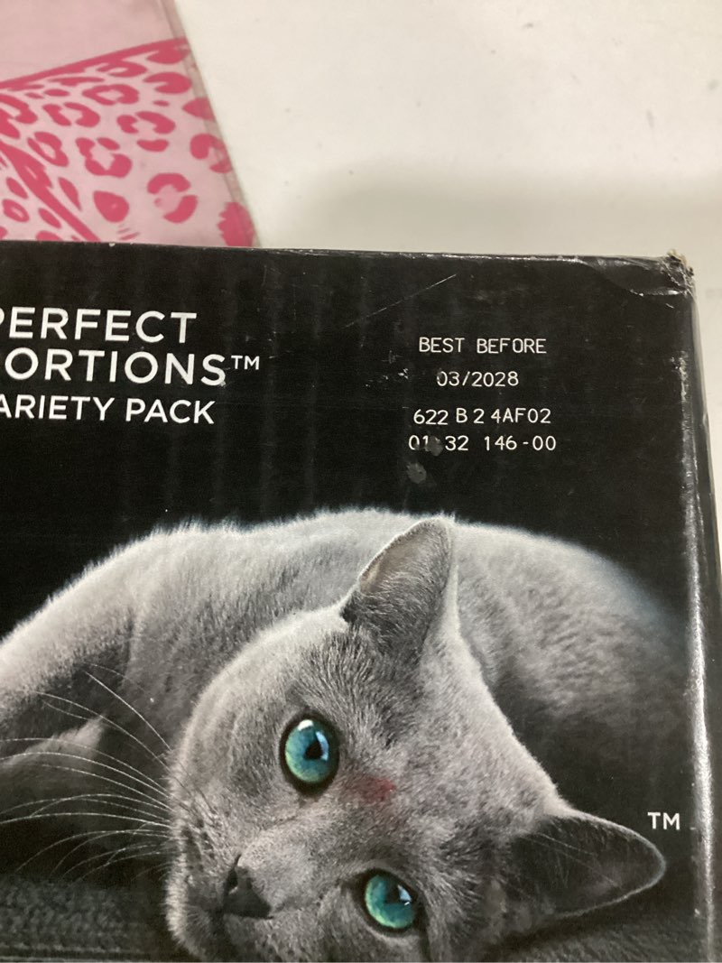Condition photo showing New/Like New for sheba perfect portions pate chicken,turkey and beef premium wet cat food all stages - 2.6oz/24ct variety pack