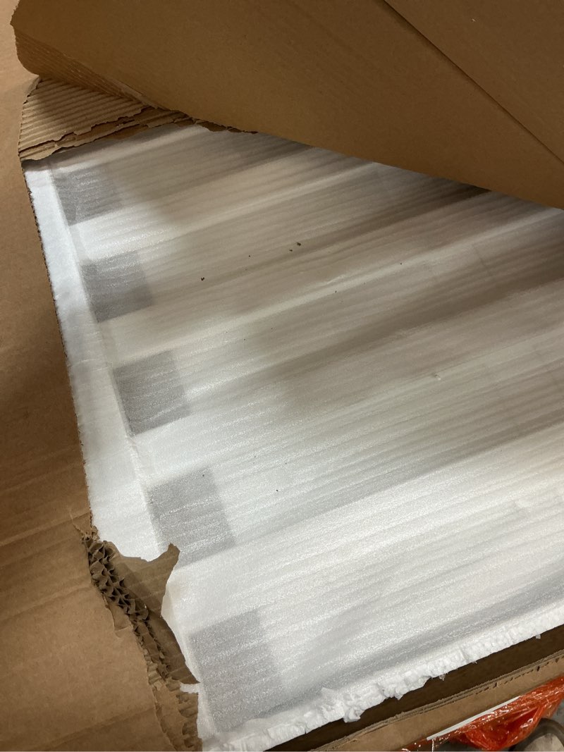 Condition photo showing Good Condition for Incomplete Dream on Me Brody 4-in-1 Convertible Fixed-Side Crib with Changer, White