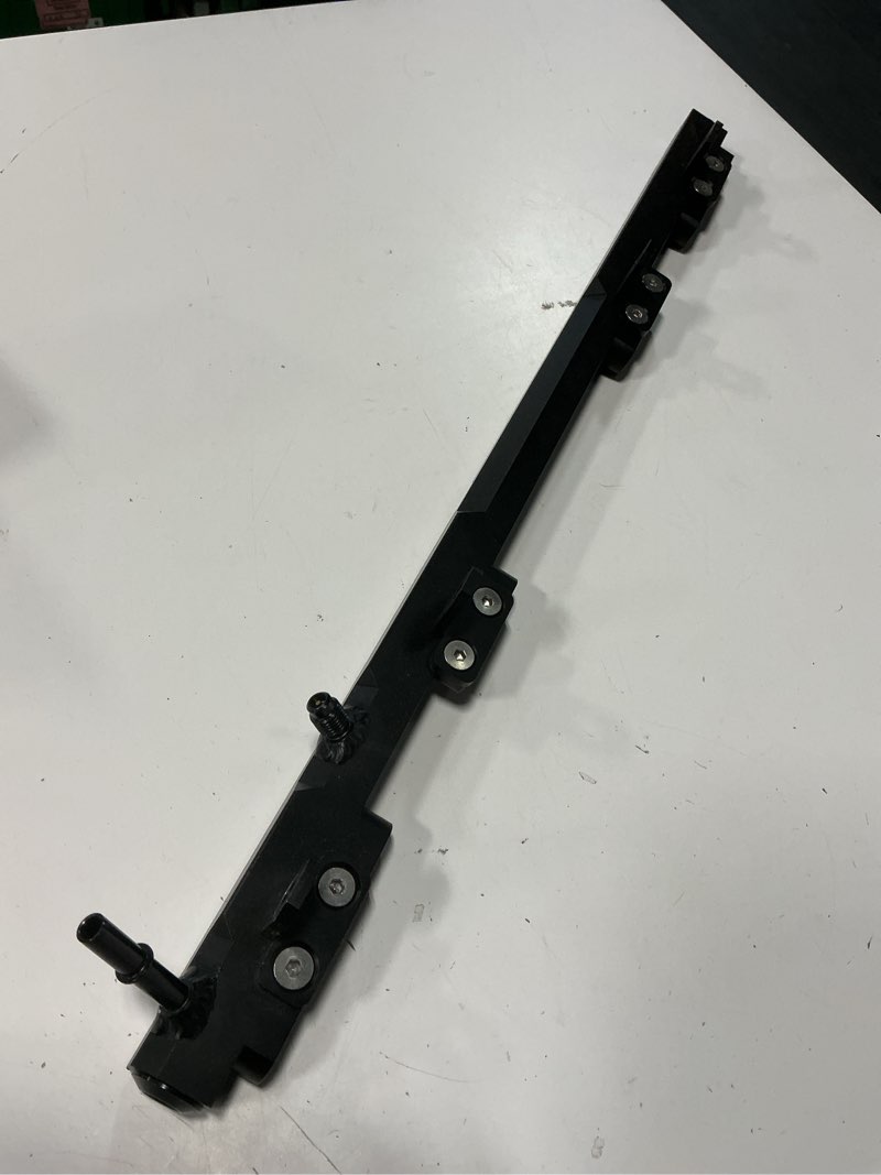 Condition photo showing As Is for 1997-2001 jeep 4.0 wrangler tj cherokee xj aluminum fuel rail #5014496ac | 1997-2001 jeep wrangler/tj/cherokee xj 4.0l l6 gas upgraded full aluminum performance fuel rail