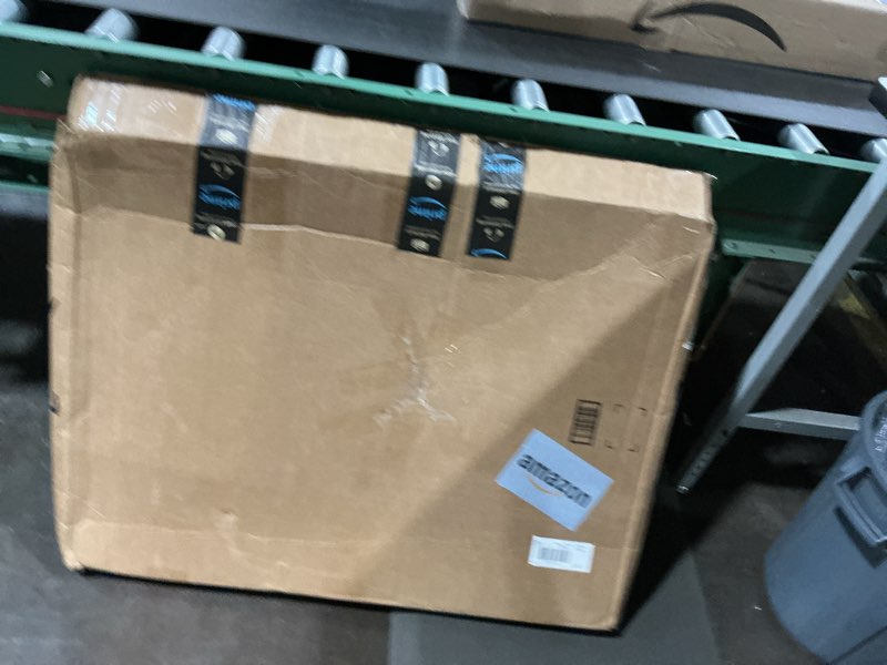 Condition photo showing Good Condition for 24" x 24" Angled Mud Flaps for Semi Truck Mudflaps Semi Truck Mud Flaps Splash Guard 1/5" Thick Set of 2 24"×24"