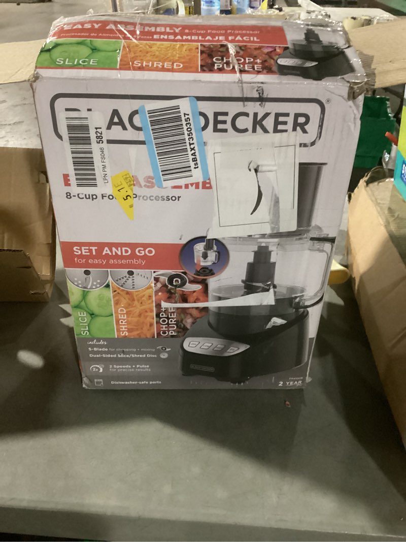 Condition photo showing Good Condition for black+decker 8-cup food processor, easy assembly, stainless steel s-blade, shred, slice, chop, puree, 450w motor food_grater