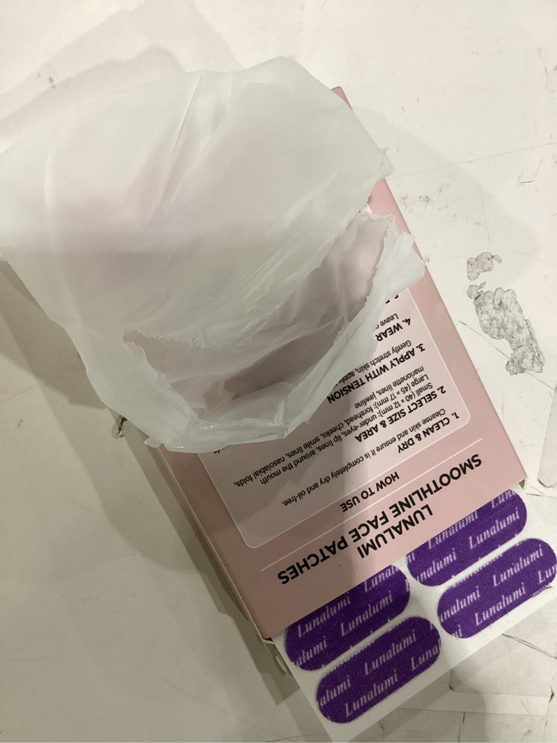 Condition photo showing Good Condition for smile line & anti wrinkle patches japanese face tape lifting & anti wrinkle tape for face, pre-cut for forehead, lip lines & nasolabial folds, crow's feet, marionette lines, 150 pcs, 2 sizes