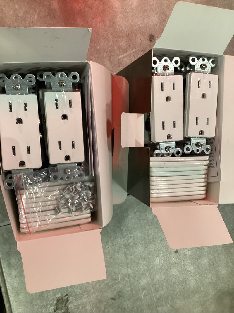 Condition photo showing As Is for bestten 20 pack 15 amp decorator wall receptacle outlet, non-tamper-resistant, wallplate included, 15a/125v/1875w, ul listed, white 15 amp 20
