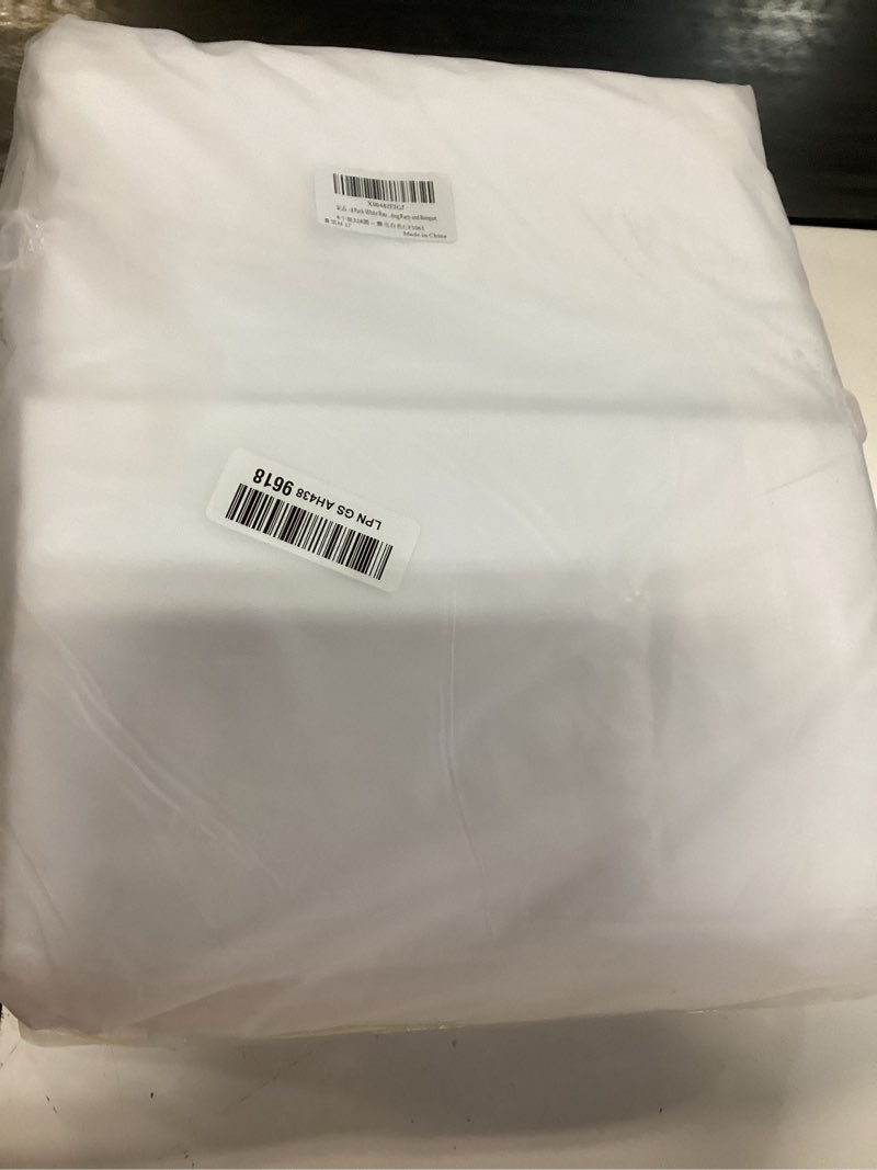 Condition photo showing New/Like New for 8 pack white round tablecloth 90 inch white table cloth stain and wrinkle resistant reusable and washable polyester fabric table covers for buffet wedding party and banquet white 8 pack - 90 inch round