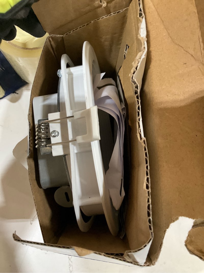 Condition photo showing As Is for utilitech white 6-in 850 -lumens switchable white round dimmable led canless wet rated recessed downlight