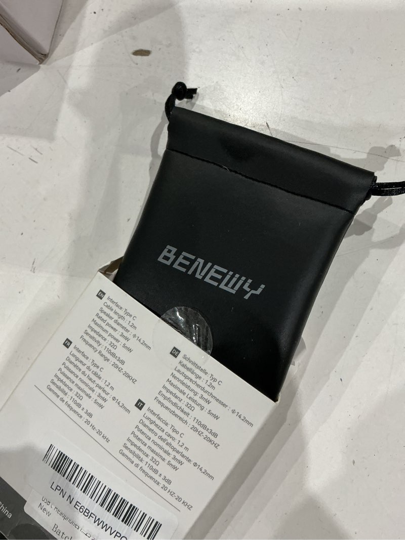 Condition photo showing Good Condition for usb c headphones for iphone 17 16 15 pro max plus ipad pro usb c earphones with microphone volume control usb c wired earbuds usb type c earphone for google pixel 8 samsung s25 s24 s23 s22 s21 s20 a55 white