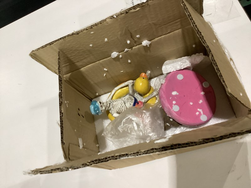 Condition photo showing Good Condition for summer home decor halloween skeleton-statues - 2pc summerween collectible figurines couple on yellow duck & pink flamingo floats sulpture for coastal tropical beach halloween decor newman house studio skeleton with floats