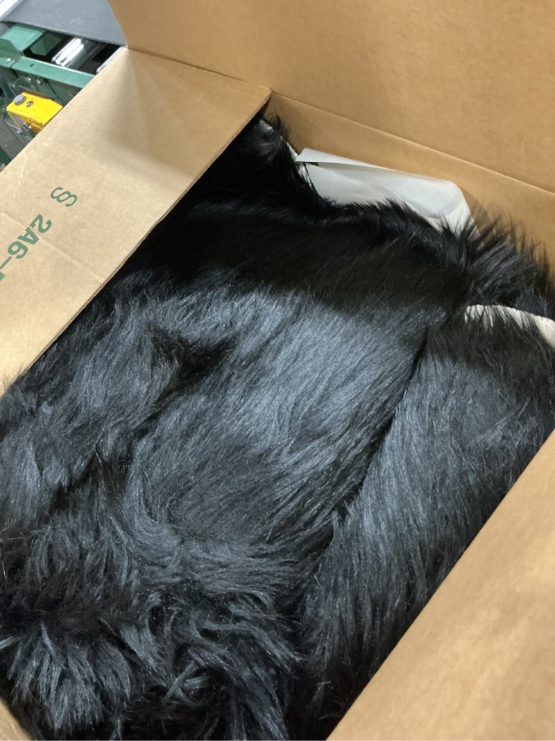 Condition photo showing Good Condition for orinova black round rugs 6ft fluffy washable faux sheepskin shaggy fur rugs for bedroom plush shag rug for living room nursery large circle rug 6' (round) black