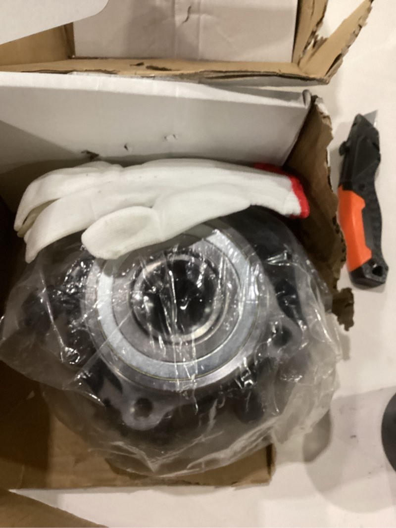 Condition photo showing New/Like New for 515061 4X4 4WD Wheel Bearing and Hub Assembly Compatible with 2003-2005 Dodge Ram 2500 3500 8lugs w/ABS