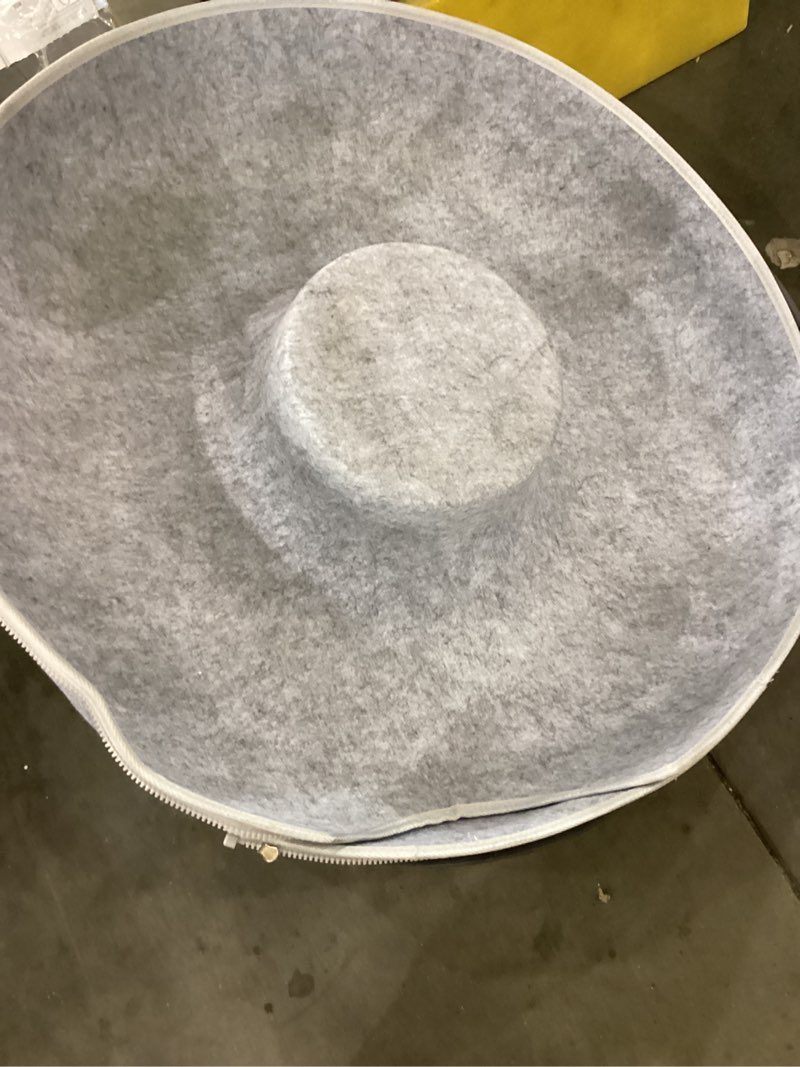 Condition photo showing Good Condition for Cattasaurus Peekaboo Cat Cave Donut for Multiple & Large Cats up to 30-45 lbs, 3-in-1 Self Warming Cat Bed, Tunnel & Scratcher for Indoor Cats, Washable & Detachable Small Dog Bed (Light Gray, Large)