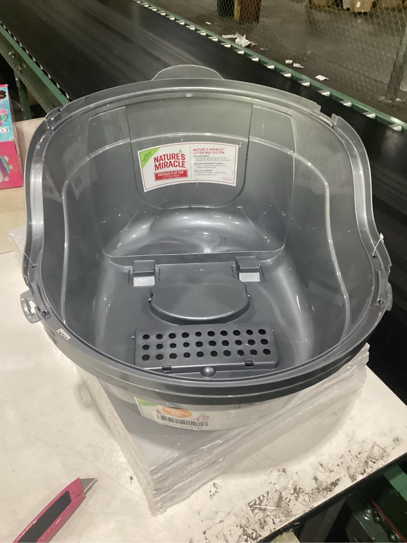 Condition photo showing New/Like New for nature’s miracle hooded flip top litter box for cats, with built-in odor control charcoal filter