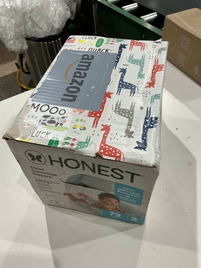 Condition photo showing New/Like New for the honest company comfort dry disposable diapers for sensitive skin, hypoallergenic, fragrance-free, multi-colored giraffes + barnyard babies, club box, size 2 (12-18 lbs), 72 count size 2 (72 count) multi-colored giraffes + barnyard babies