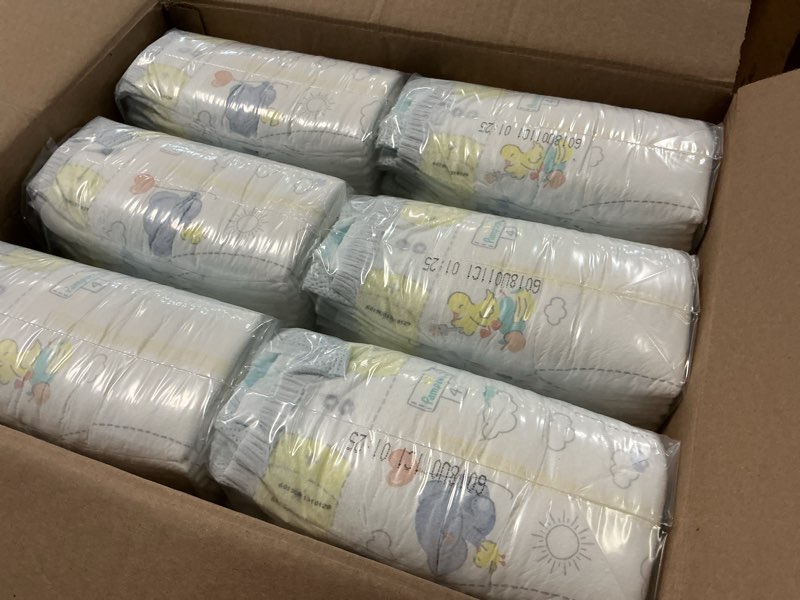 Condition photo showing New/Like New for pampers swaddlers diapers, size 4 (15-34 lbs), 150 count, absorbent, keeps baby dry and comfortable, skin safe disposable baby diaper (packaging may vary) size 4 150