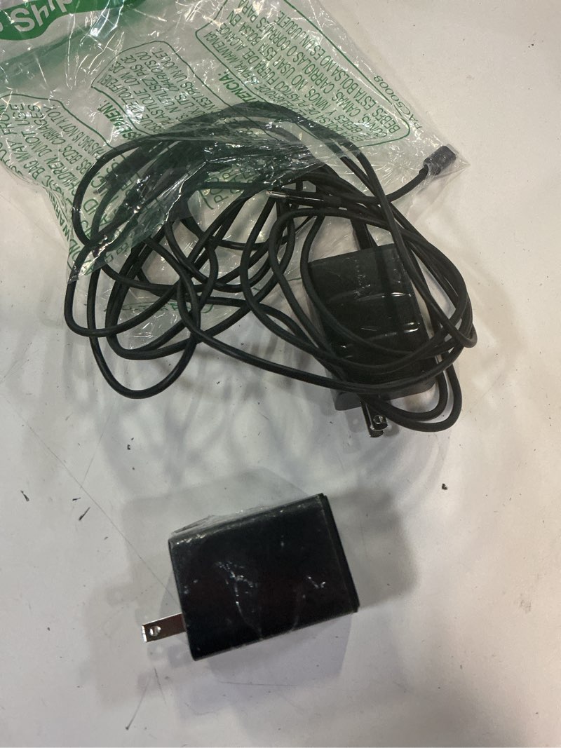 Condition photo showing As Is for susnwere 65w usb c wall charger for samsung s26 ultra,3 port 100w pd quick 3.0 type c charging with 3/6/10/10ft usb c cable for samsung galaxy s26+/s25/s24/s23 ultra/s22/s21/s20/android phones black 10ft