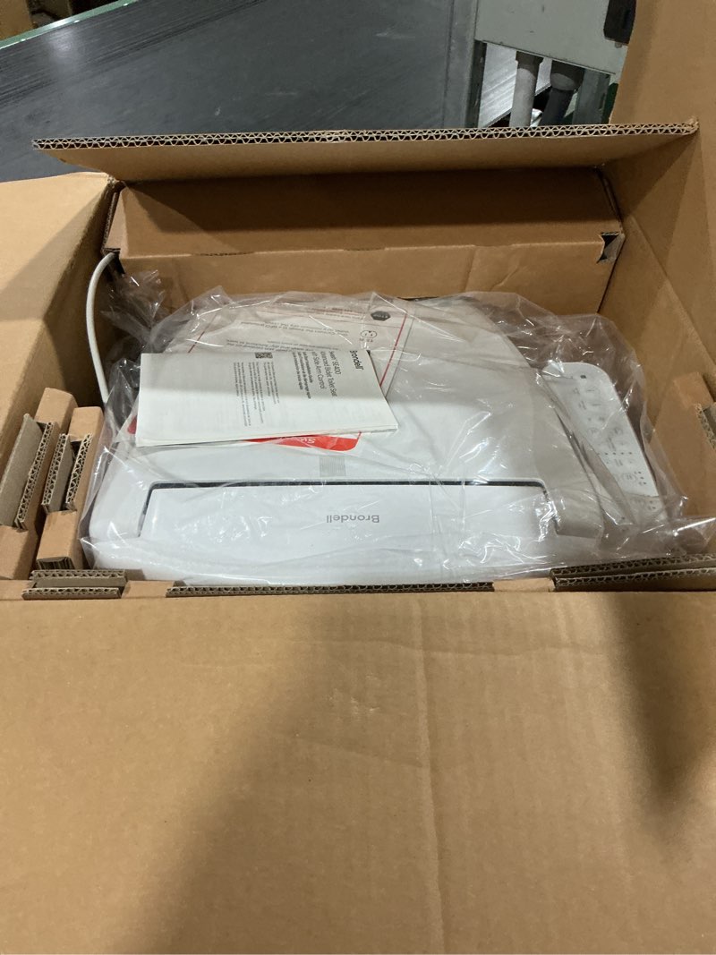Condition photo showing Good Condition for brondell se400-ew swash se400 electric bidet toilet seat with heated seat, oscillating stainless steel nozzle, warm air dryer, night light, gentle close lid, white side arm control, elongated white side arm control elongated