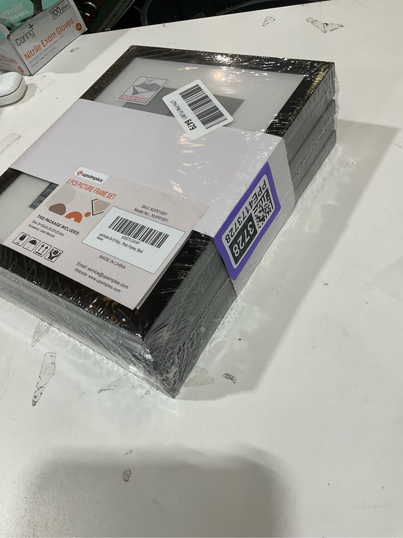 Condition photo showing Good Condition for upsimples 8x10 picture frame set of 5, display pictures 5x7 with mat or 8 x 10 without, wall gallery photo frames, black black 8x10