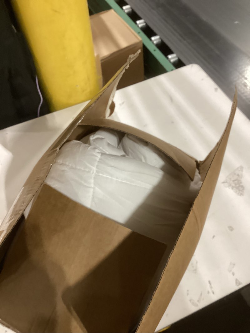 Utopia Bedding Comforter Duvet Insert, Quilted Comforter with Corner Tabs, Box Stitched Down Alterna