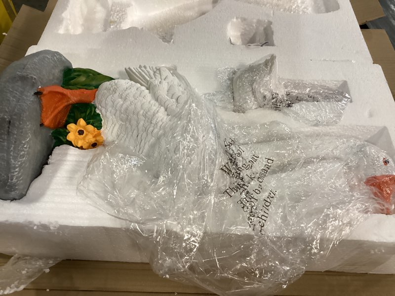 Condition photo showing Good Condition for porch goose garden statue 2 pack, mom and baby goose garden decor, 20 inches high goose statue, big resin yard decor, outdoor geese figurine for patio,porch,yard,lawn ornament, gifts for mom large size porch goose