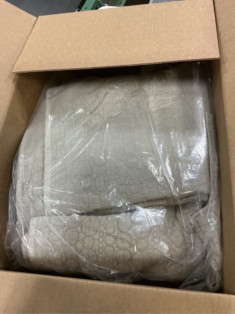 Condition photo showing Good Condition for HORIMOTE HOME Quilt Set Queen Size Beige, Classic Geometric Spots Stitched Pattern, Stone-Washed Microfiber Chic Rustic Look, Ultra Soft Lightweight Quilted Bedspread for All Season, 3 Pieces Beige Full/Queen