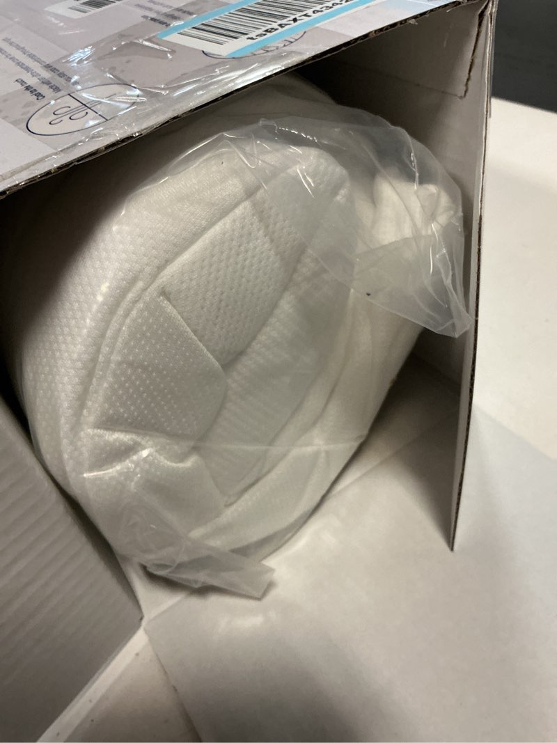 Condition photo showing New/Like New for Casper Sleep Essential Cooling Pillow, King, White