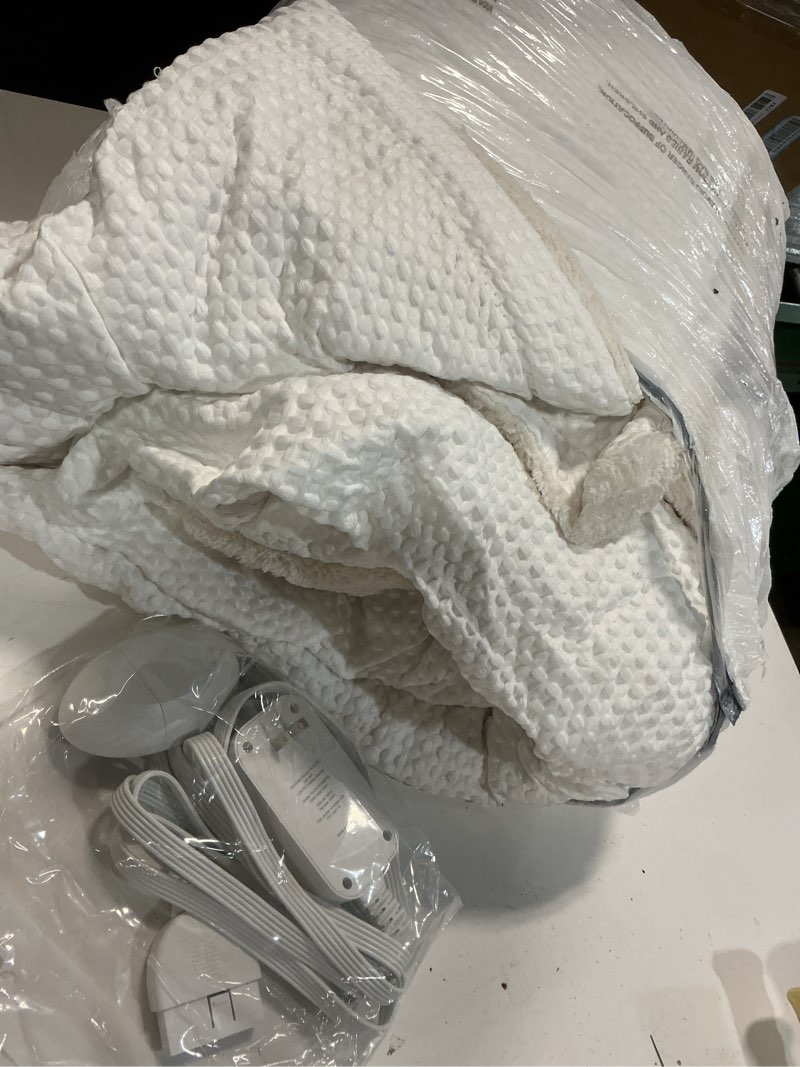 Condition photo showing As Is for utopia bedding 100% cotton waffle weave blanket king size for bed - lightweight, breathable summer blankets soft and cozy, gifts for women home room decor (white, 90x108 inch