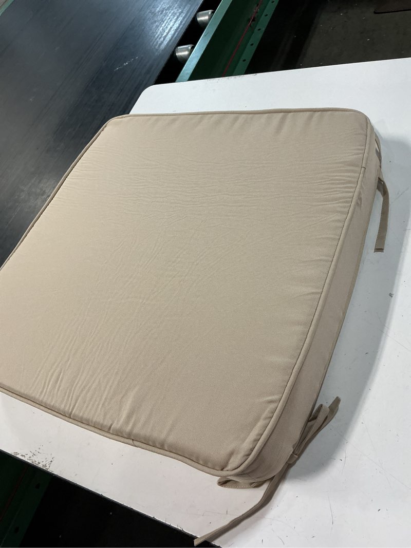 Condition photo showing Good Condition for summsun outdoor chair cushion weather resistant, backrest and seat cushion set for patio furniture with waterproof removable cover, 19 x 19 inch, cream, set of 2 19*19 + 19*17 inch cream 2