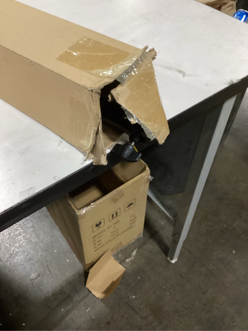 Condition photo showing Good Condition for Emart 10 ft Backdrop Stand Aluminum Alloy Telescopic Crossbar, 3 Sections Twist Locking 5/8'' Stud Standard Background Support Cross Arm